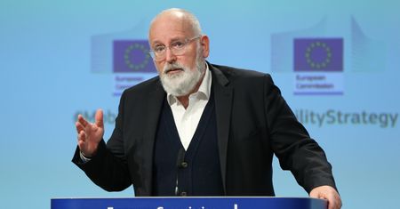"Wszystko się zmieniło". Timmermans o węglu jako alternatywie dla rosyjskiego gazu m.in. dla Polski