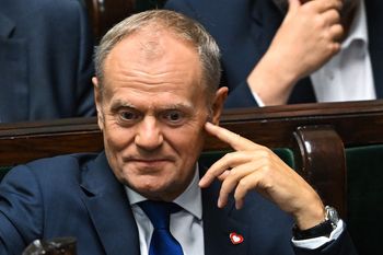 Tusk o ułaskawieniu "Starucha". Kąśliwy komentarz premiera