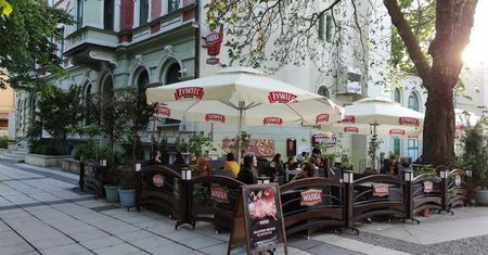 Restauracje i puby po tygodniu od odmrożenia. "Tańsze zamówienia i niższe napiwki"