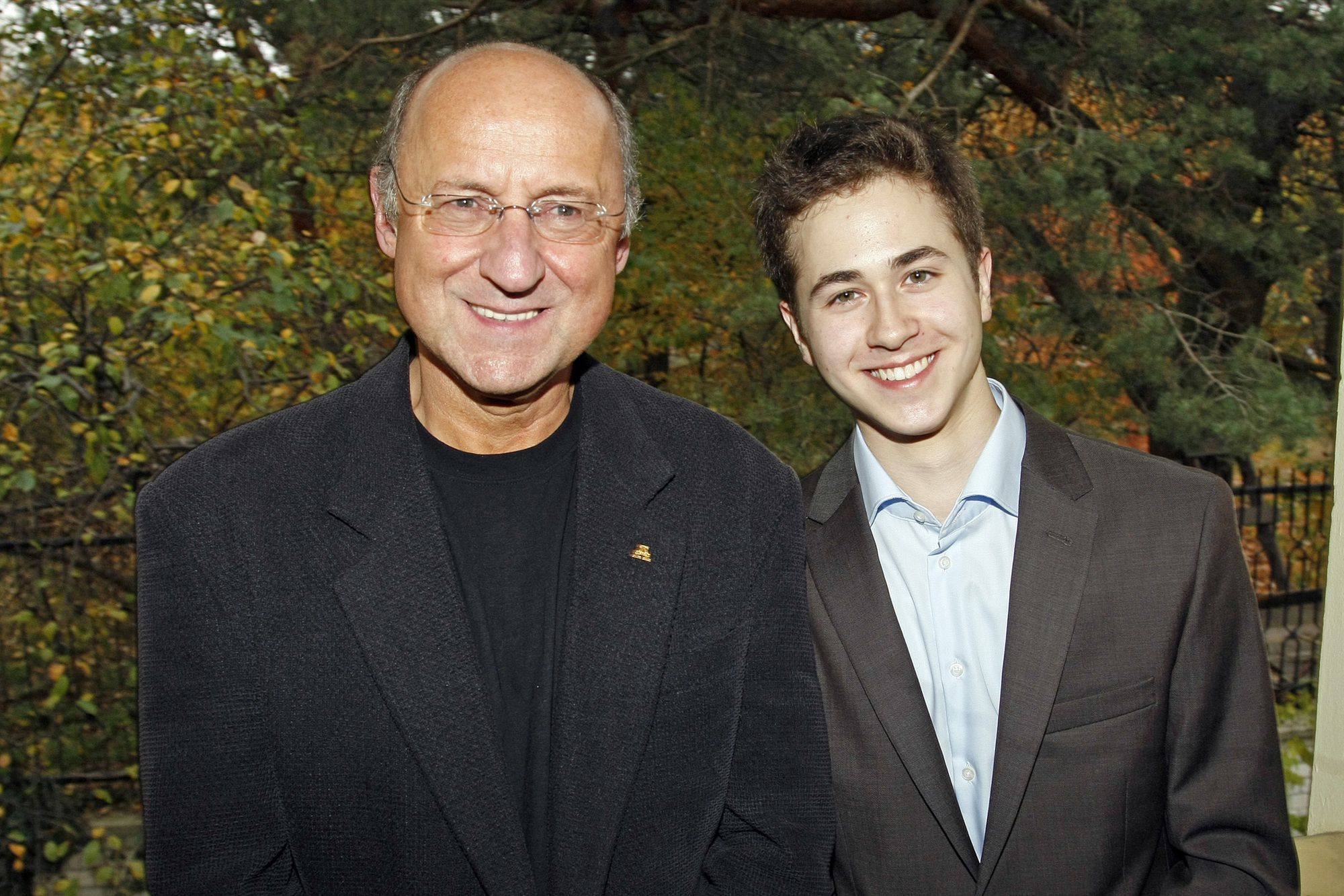 Sergiusz Żymełka u boku Piotra Fronczewskiego