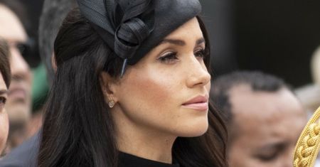 Ujawniono kulisy kłótni Meghan Markle z królewskimi asystentkami: "Nie mogła przyjmować prezentów od znanych marek. Była tym OBURZONA"