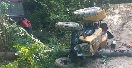 Wypadek podczas zrywki drzew. Ciągnik rolniczy przygniótł mężczyznę. Nie żyje