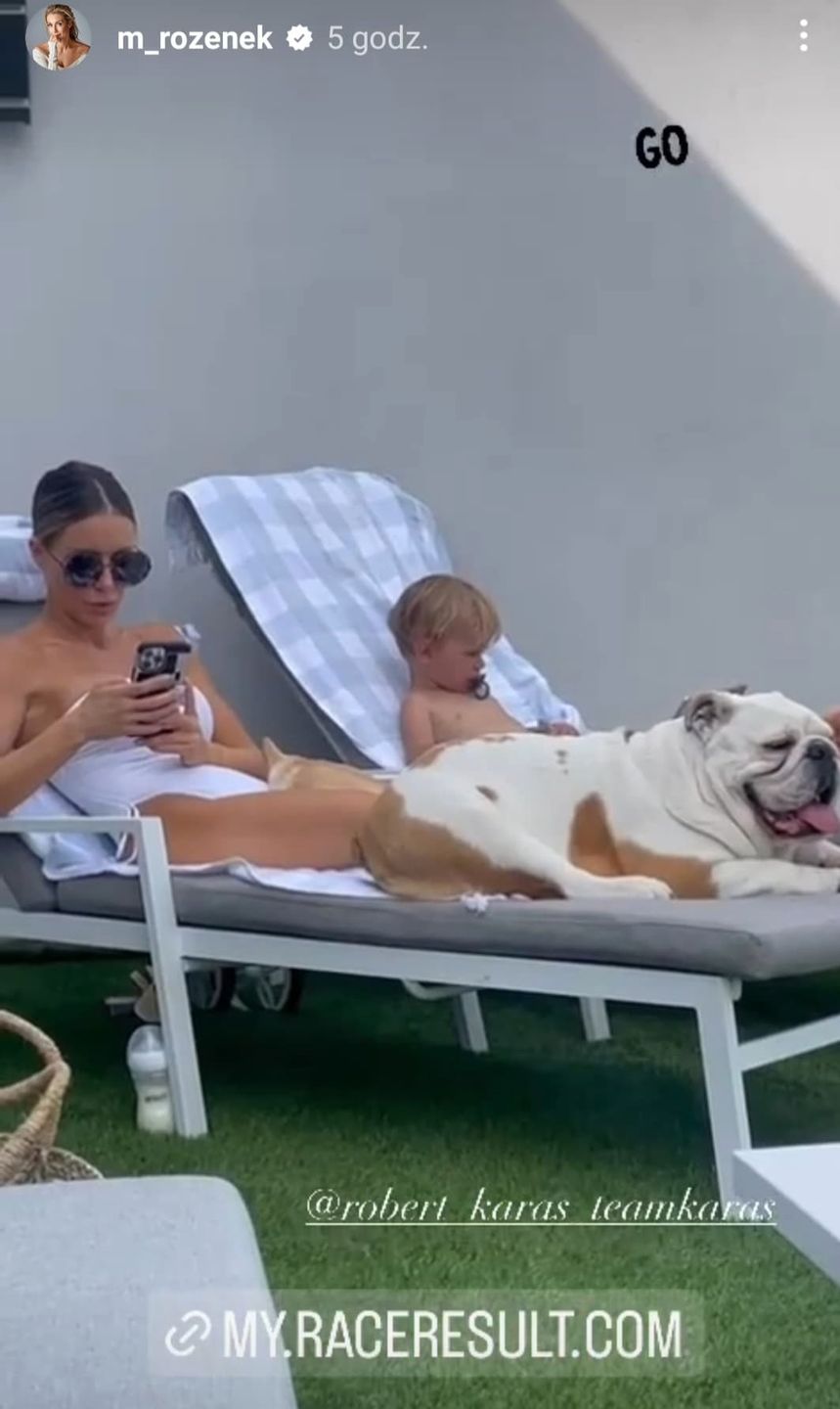 Małgorzata Rozenek z Heniem na basenie