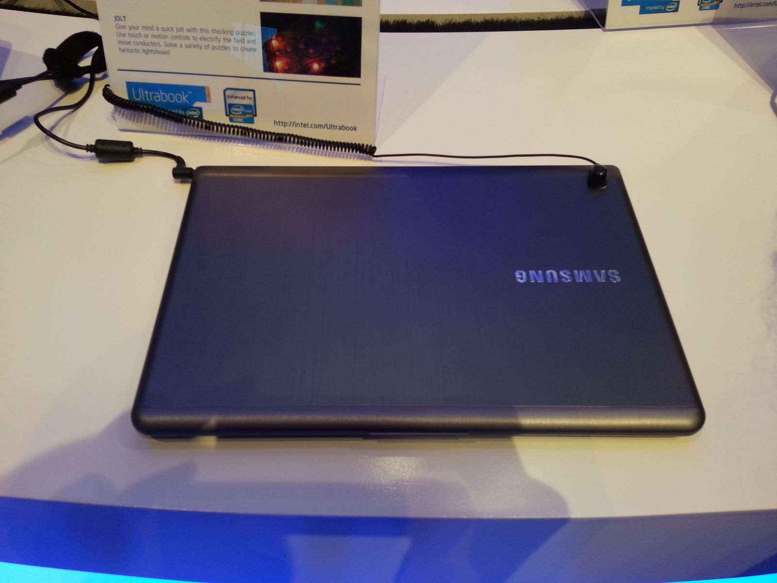 Samsung Series 5 Ultra - Koreańczycy też będą dotykać [IFA 2012] 2