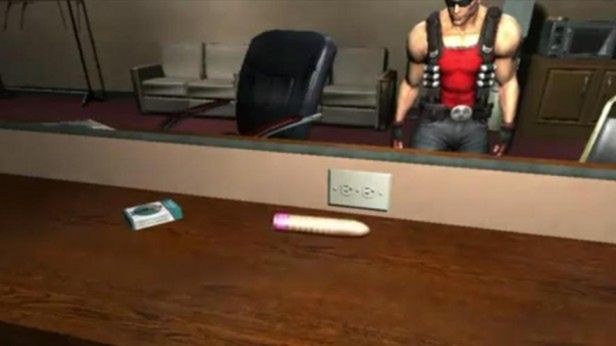 Duke Nukem bawi się wibratorem, a dziewczyny całują 1