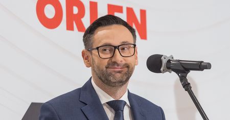Wielkie problemy kolejowego giganta. Tajemniczy wpis Obajtka