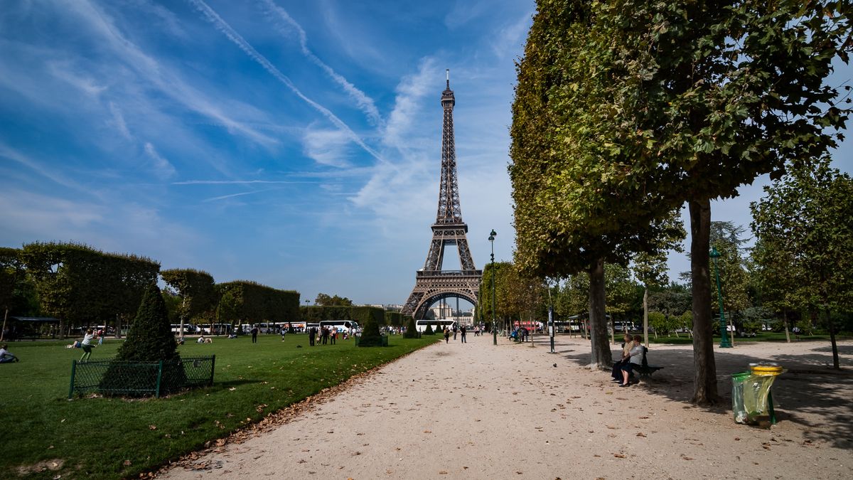 12-latka ofiarą gwałtu we Francji. Reakcja Macrona