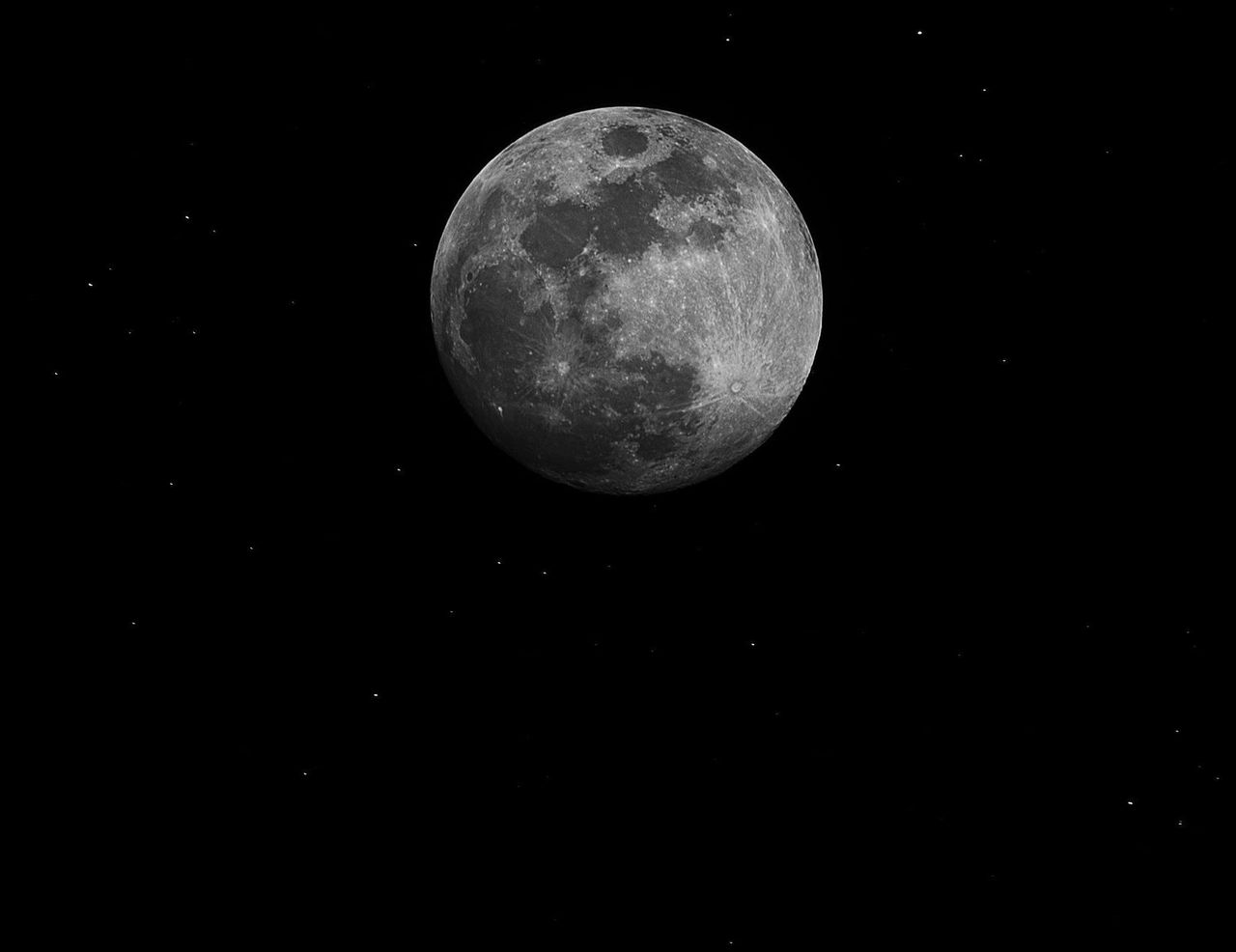 Pełnia Księżyca w listopadzie. Towarzyszyć jej będzie niezwykłe zjawisko