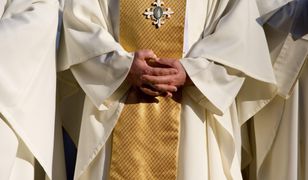 Pedofilia w Kościele. Sondaż: Polacy o działaniach rządu