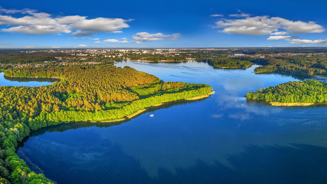 Nowe jezioro na mapie miasta. Gdy inne wysychają, to się napełnia