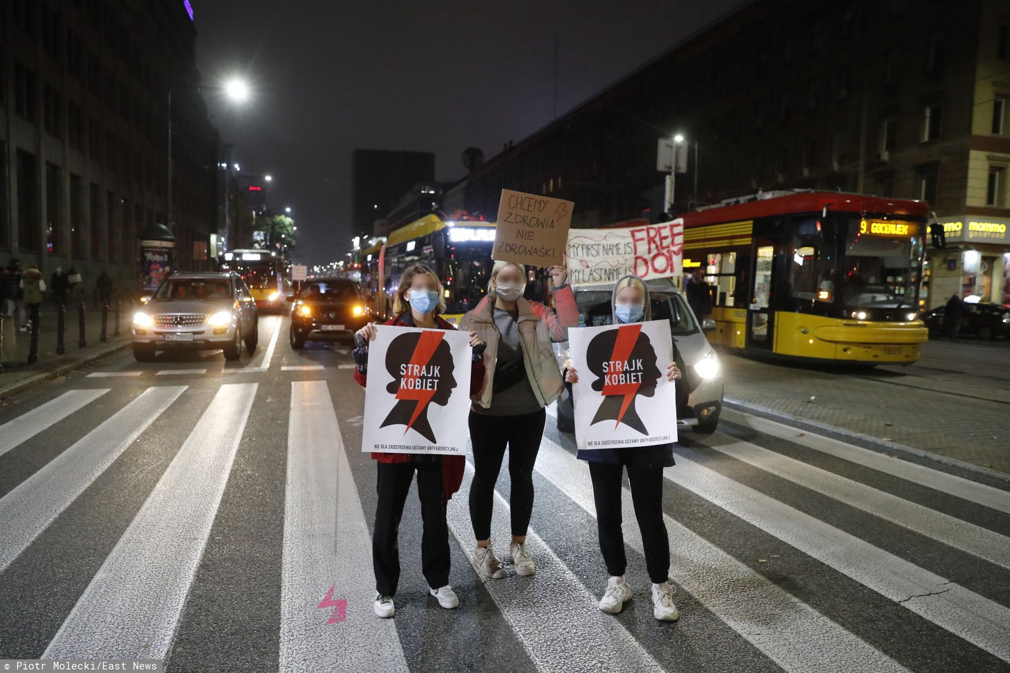 Trwa Strajk Kobiet po decyzji Trybunału w sprawie aborcji