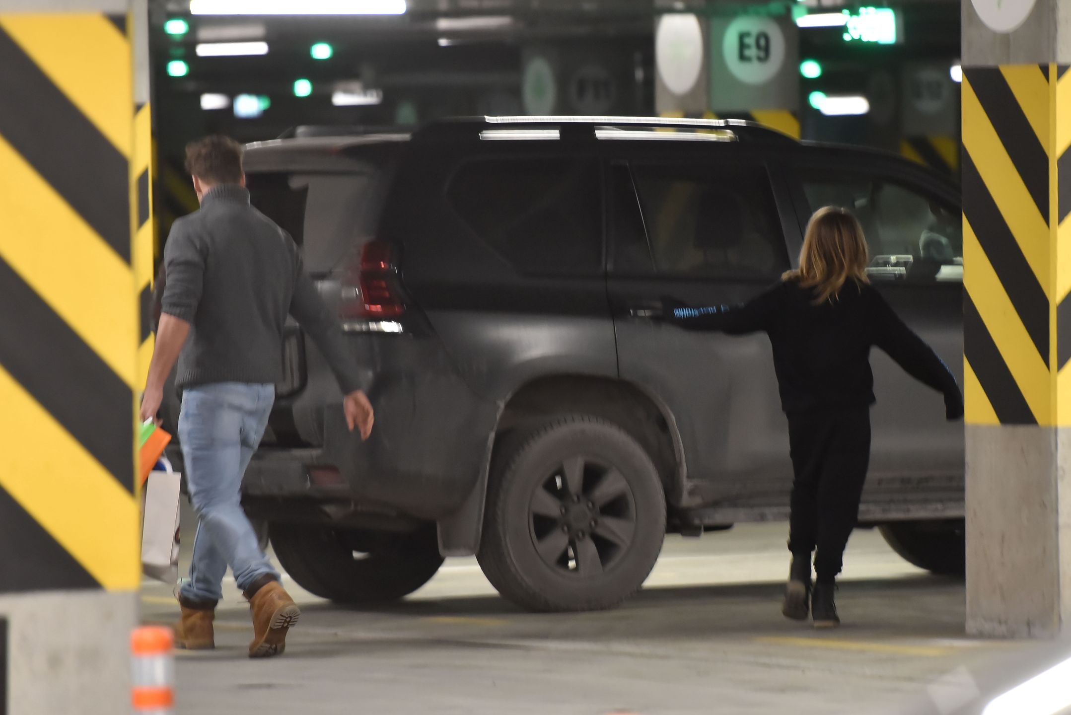 Mikołaj Roznerski i Marta Juras uczcili urodziny syna wypadem do galerii