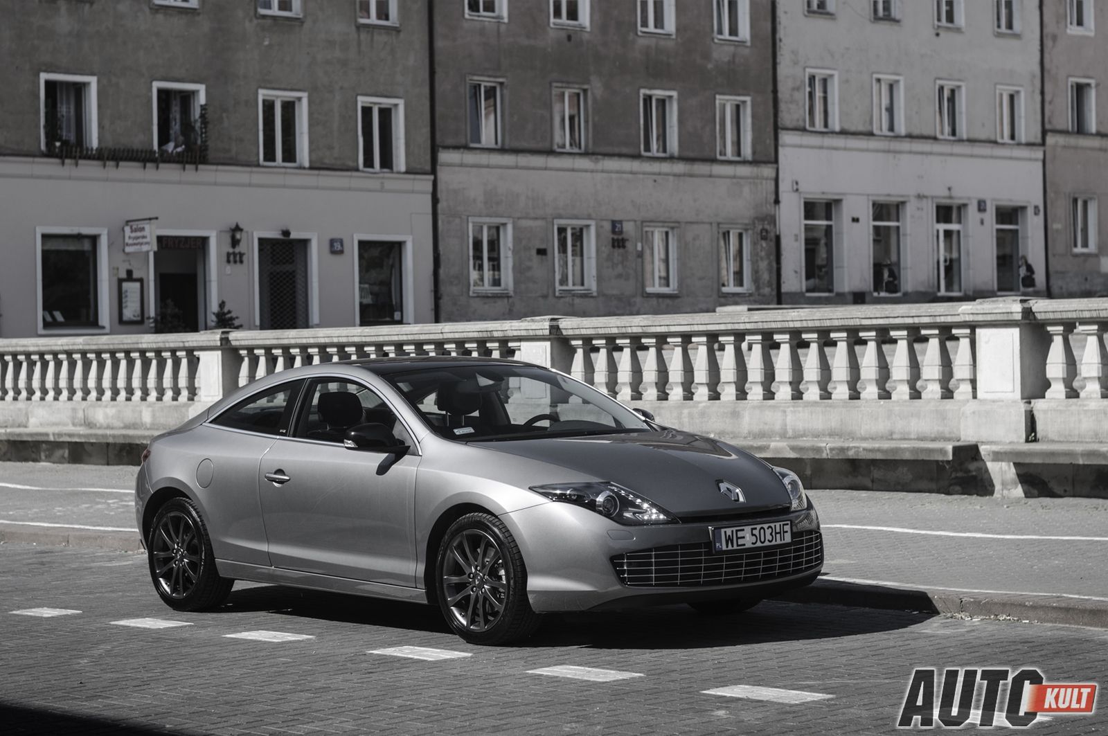 Renault Laguna Coupé 2,0 dCi 4Control - test [galeria zdjęć] 10