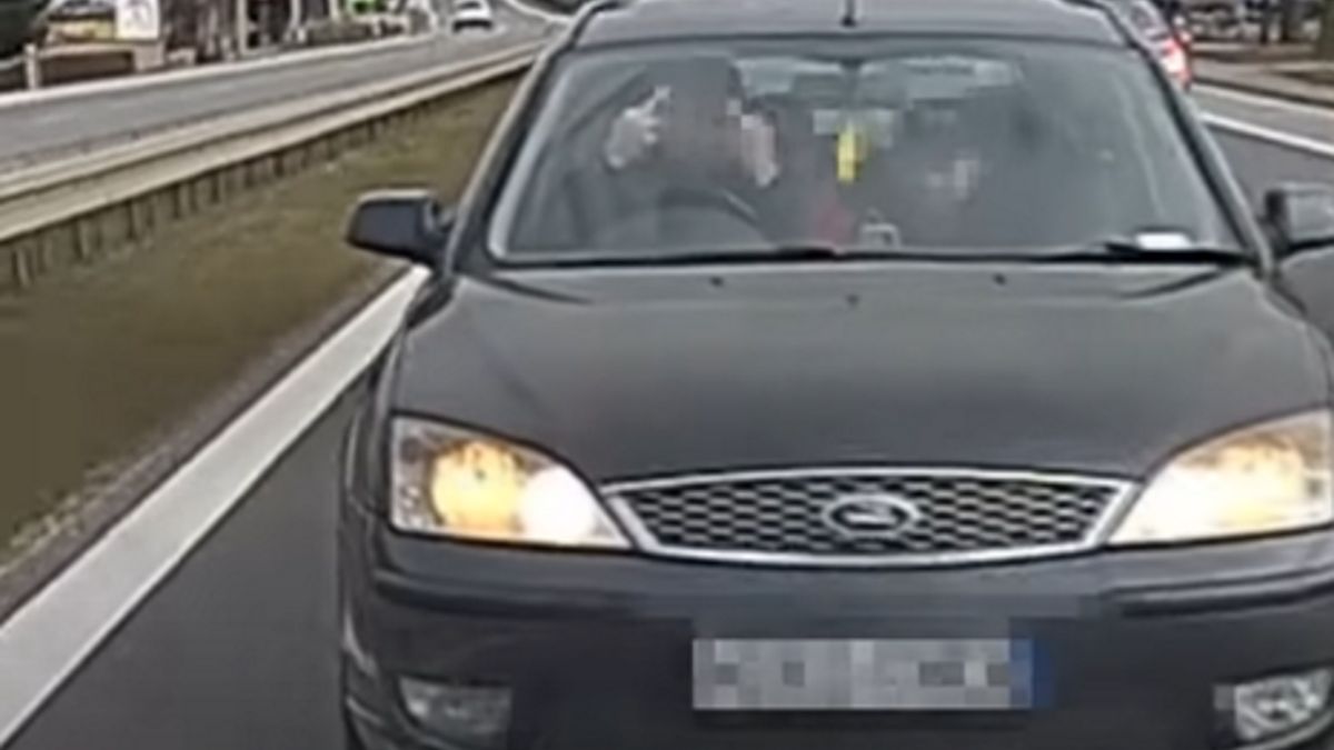 Zachowanie kierowcy zarejestrowała kamera