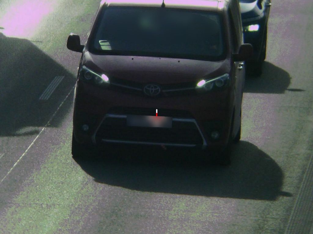 Policja kontrolowała odległość między pojazdami. Wpadło wielu kierowców