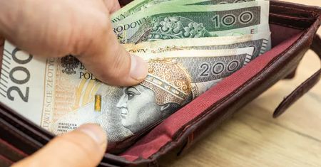 Nowy dodatek do renty socjalnej. Pierwsze wypłaty w maju