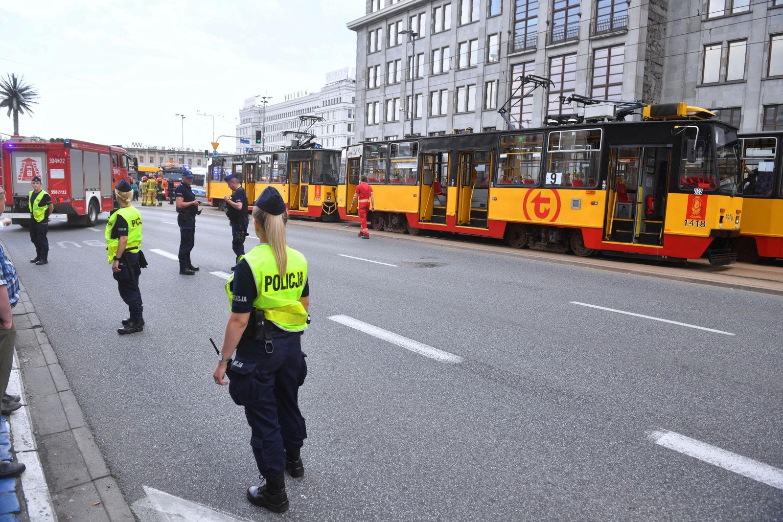 Paraliż w centrum Warszawy. Nastolatka potrącona przez tramwaj
