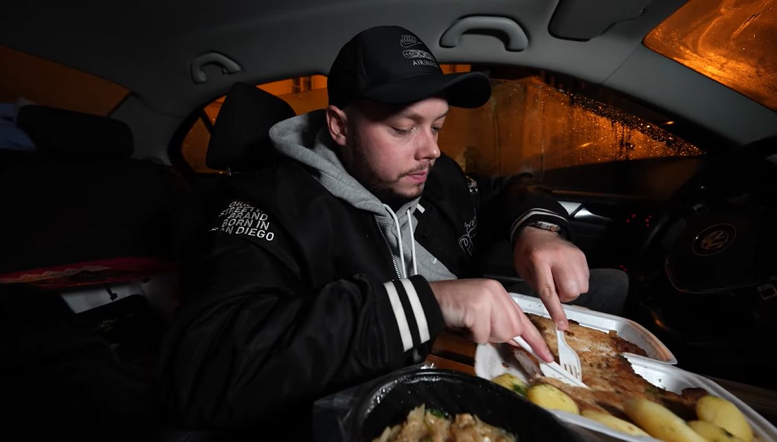 Książulo testuje schabowego - Pyszności