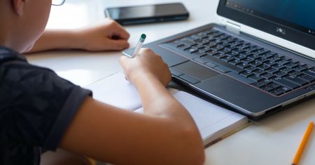 Wraca zdalna edukacja. Minister zdrowia podał daty