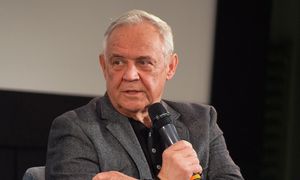 Wspaniałe wieści. Marek Kondrat wraca na "największą scenę świata"