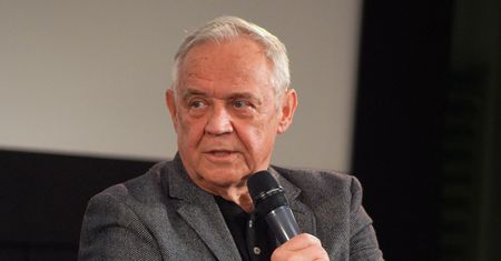 Wspaniałe wieści. Marek Kondrat wraca na "największą scenę świata"