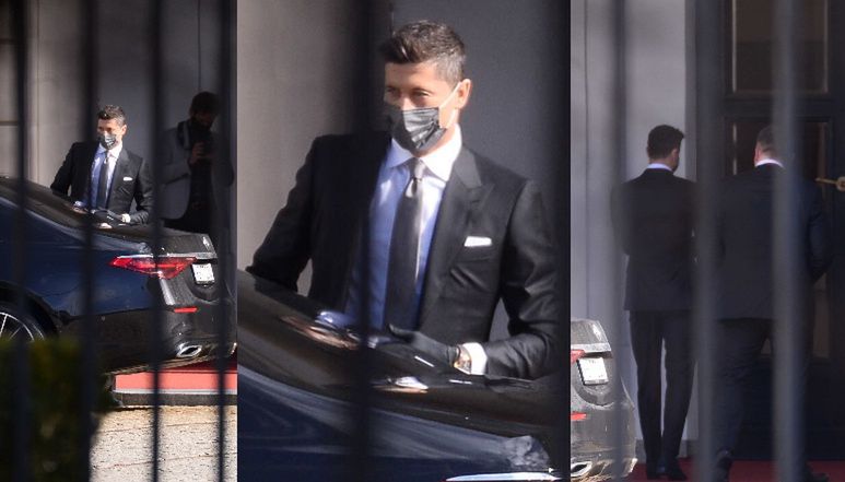 Robert Lewandowski odbiera podjeżdża pod pałac prezydencki