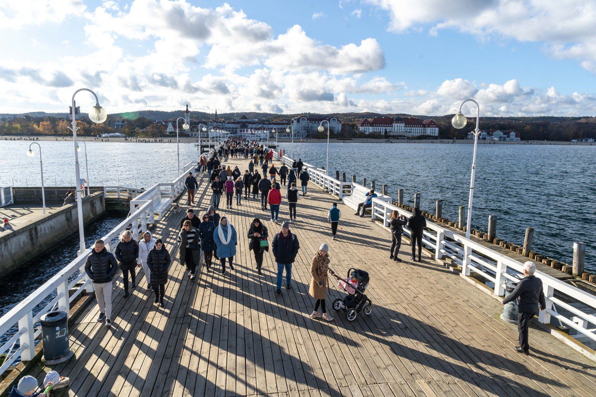 Wstęp na słynne sopockie molo jest jesienią zupełnie darmowy.