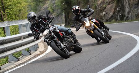 Aprilia Dorsoduro 900 i Shiver 900 znikną z rynku. To ofiary normy Euro 5