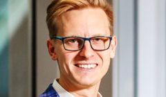 Karol Jedliński uruchomił agencję Hagen Comm, w jej zespole Aleksandra Zarychta-Kuzalska i Wojciech Chodkowski