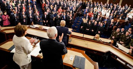 Impeachment – co to znaczy? Procedura impeachment
