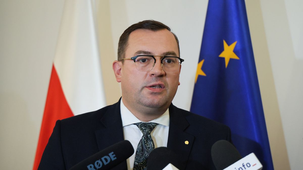 Krajewski o spotkaniu Smolarza z Wielgomasem. "Pytałem pana dyrektora"