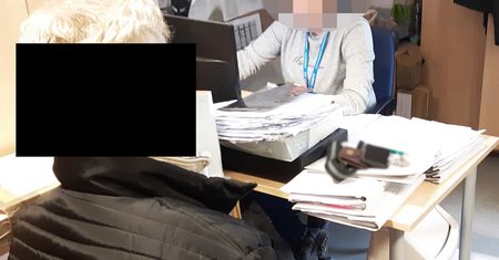 W knapie w Warszawie ukradli mu telefon. Tożsamość złodzieja zaskakuje