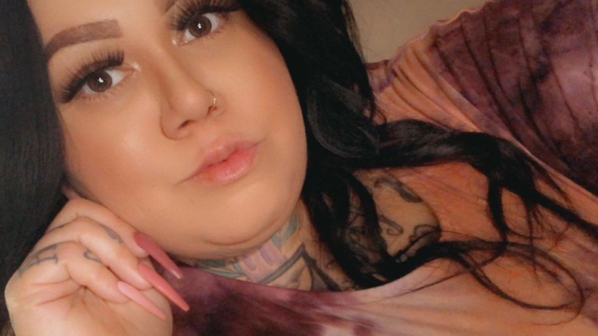 Ray Lin Howard została wyrzucona z samolotu, ponieważ miała na sobie "nieodpowiednie" ubrania. 33-latka uważa, że padła ofiarą dyskryminacji 