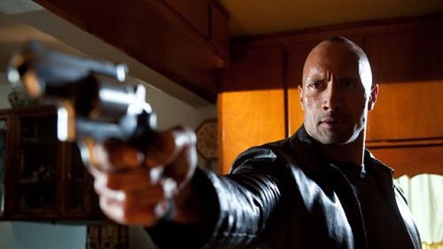 Bezwzględny Dwayne Johnson [zwiastun] 1
