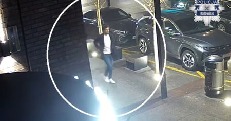 Skandaliczne zachowanie. Policja szuka tego mężczyzny. Rozpoznajesz go?