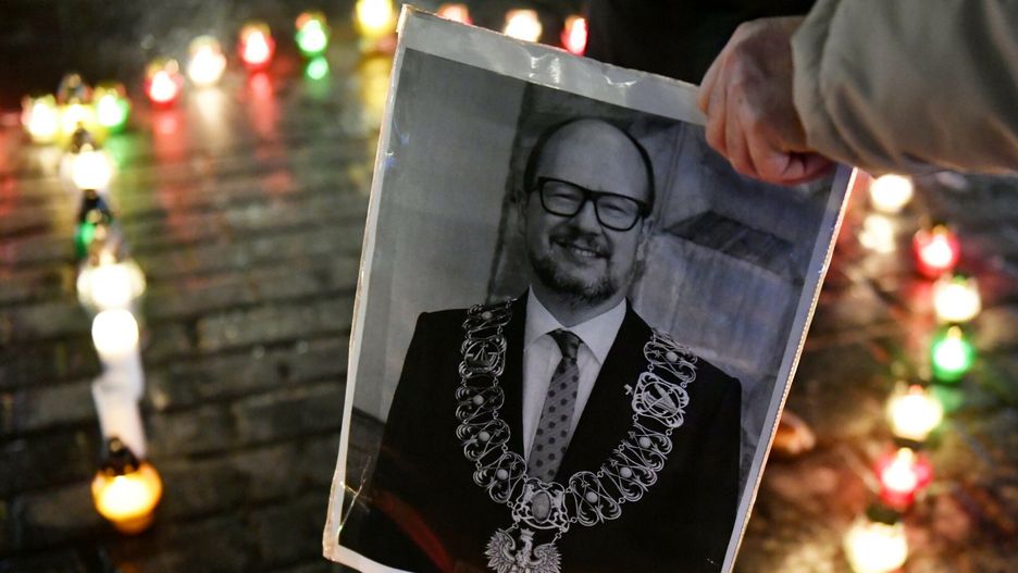 Według nieoficjalnych doniesień, jest już trzecia opinia biegłych ws. zabójstwa Pawła Adamowicza