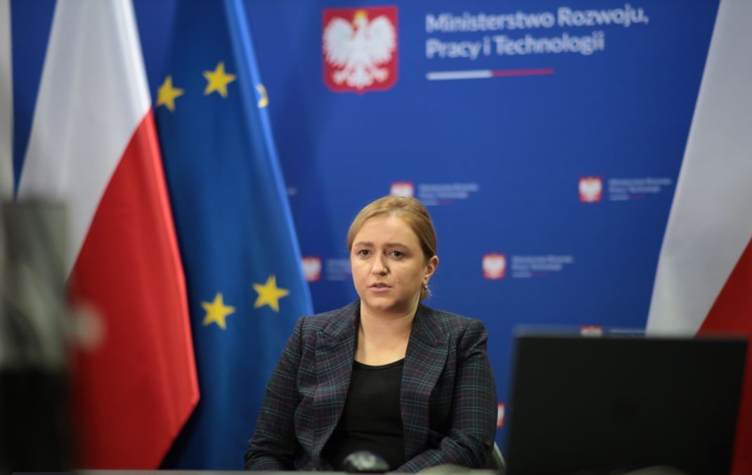 Płaca minimalna 3 tys. zł. Semeniuk: Gospodarka się rozpędza, pracodawcy dadzą radę