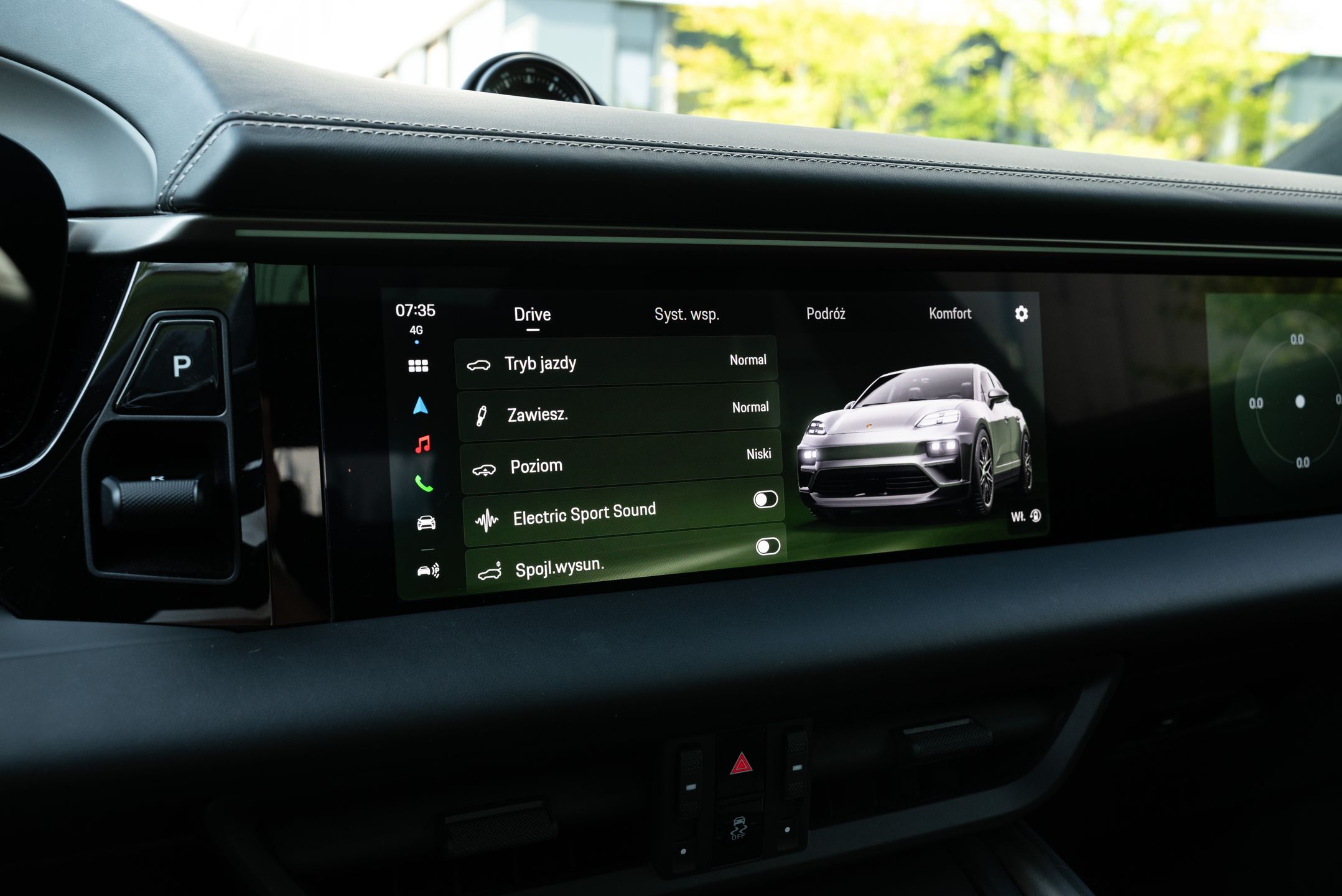 Porsche Macan Turbo EV