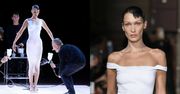 Bella Hadid paraduje po wybiegu w Paryżu w SUKIENCE W SPRAYU! Tak wygląda przyszłość mody? (ZDJĘCIA)