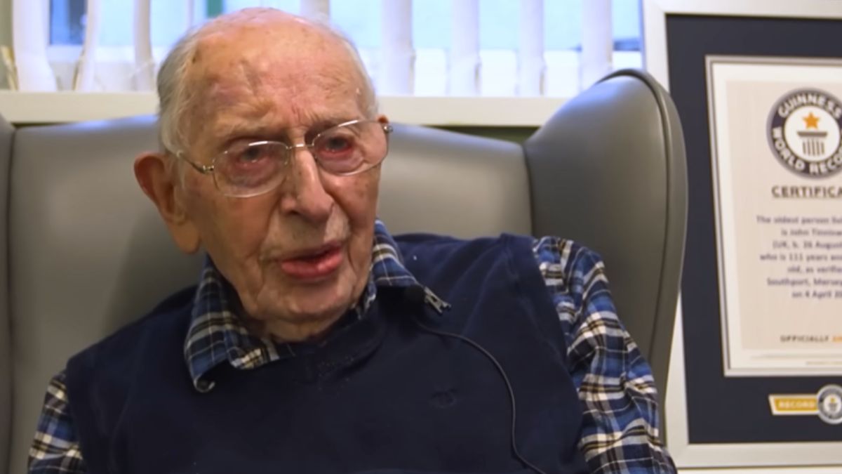 Najstarszy mężczyzna świata John Tinniswood.