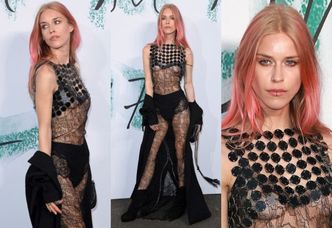 Brytyjska arystokratka odsłania majtki i piersi na imprezie w galerii sztuki! (ZDJĘCIA)