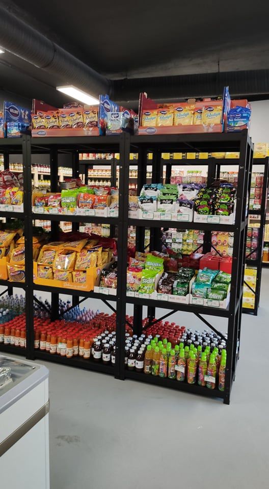 Najtańszy sklep w Warszawie. Ryż za 1,20 zł, mleko za 1,60 zł