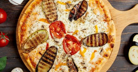 Pizza na tortilli. Rewolucyjny przepis Ani Starmach