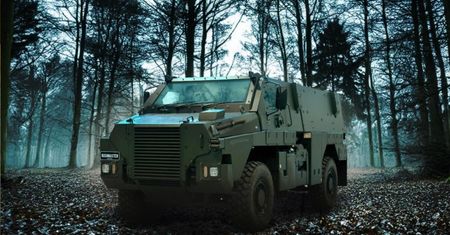 Australijskie Bushmastery i HIMARS-y. Uderzą w cele w odległości 1000 km