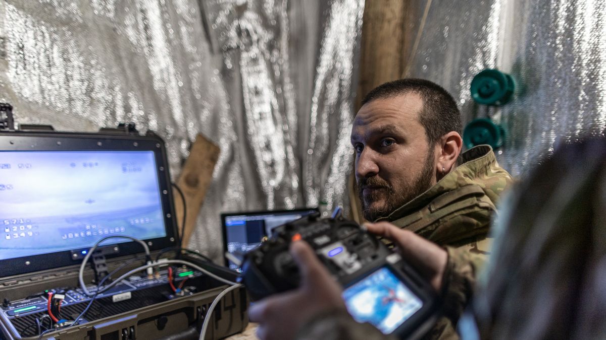 Ukraińscy operatorzy dronów - zdjęcie ilustracyjne