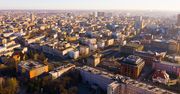 Łódź: W największym bloku na Widzewie od doby nie ma wody. W weekend awarii wodociągowych było tyle, że zrobiła się kolejka do napraw