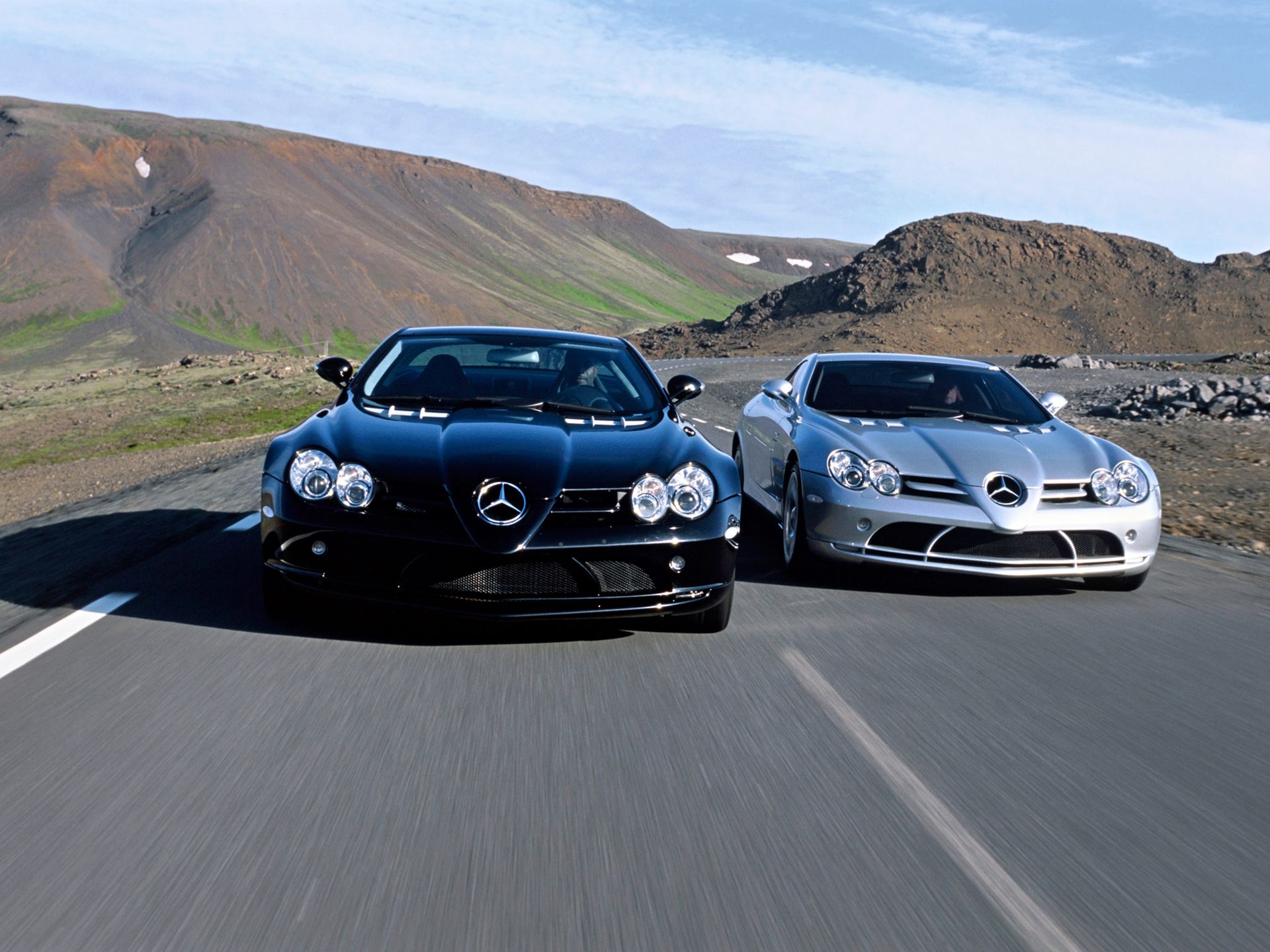 Pokolenie wcześniej: Mercedes-Benz SLR McLaren 15