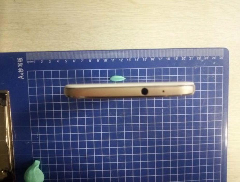 Alcatel Idol 5 już wkrótce. Wiadomo całkiem sporo 5