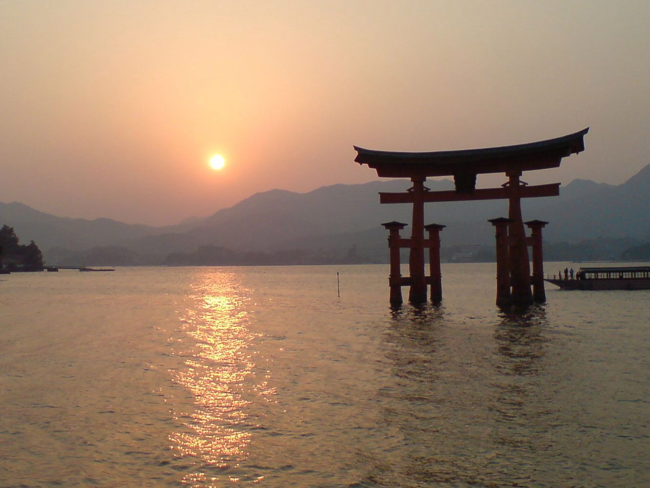 Xperia Z1 Compact vs stare sony ericssony - zaskakujące wyniki fotoporównania 37