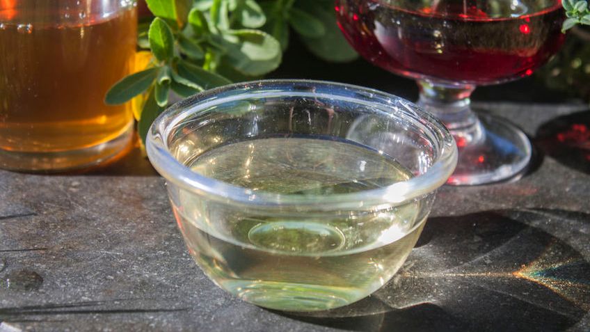 Po rozrzedzeniu kwas octowy przyjmuje formę octu spożywczego